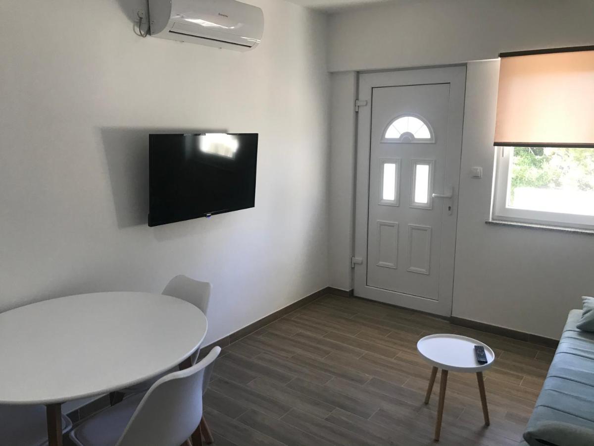 Apartments Lena Baska  Ngoại thất bức ảnh