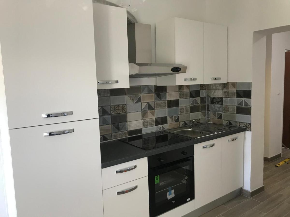 Apartments Lena Baska  Ngoại thất bức ảnh