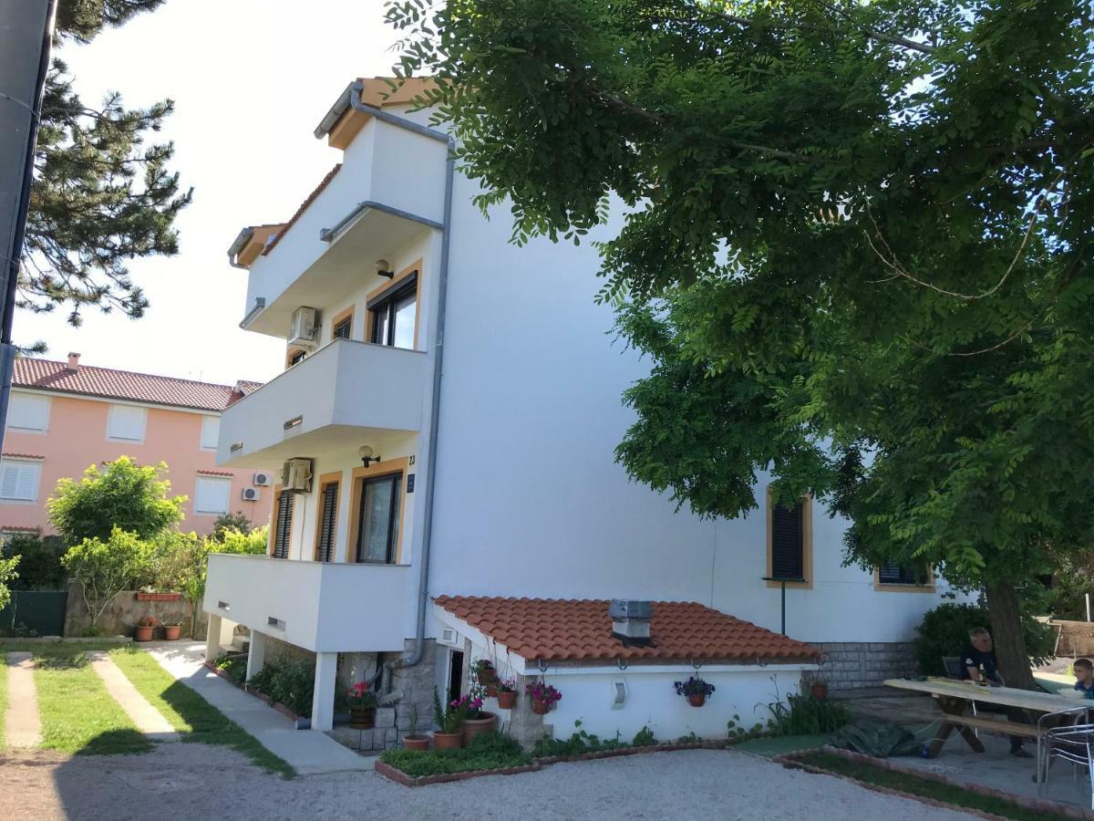 Apartments Lena Baska  Ngoại thất bức ảnh