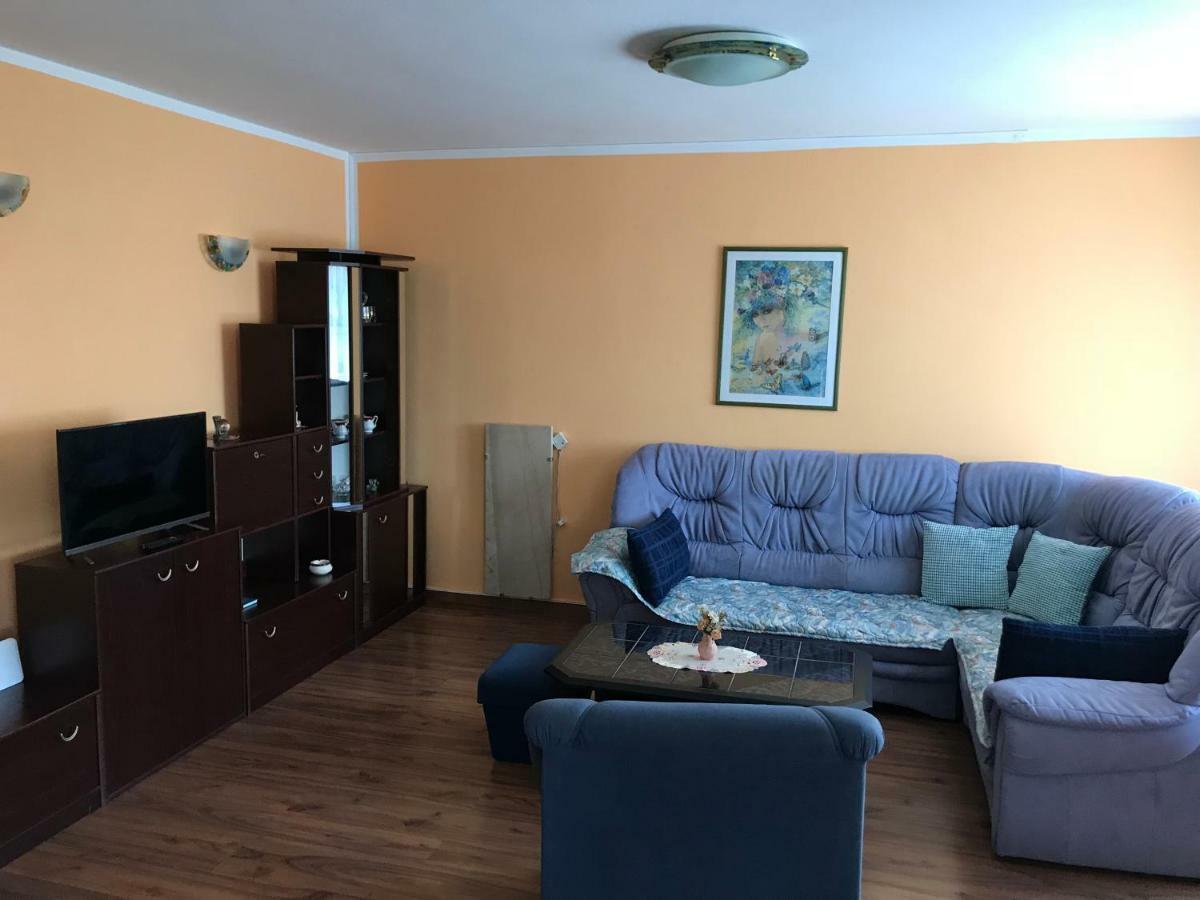 Apartments Lena Baska  Ngoại thất bức ảnh