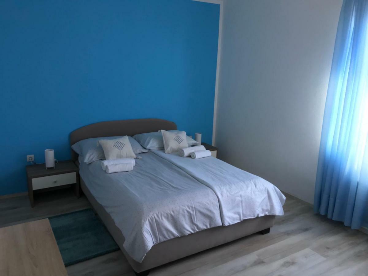 Apartments Lena Baska  Ngoại thất bức ảnh